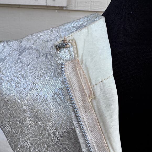 Vintage Silver Metallic starburst embossed back zip dress Monroe inspired - Picture 11 of 16